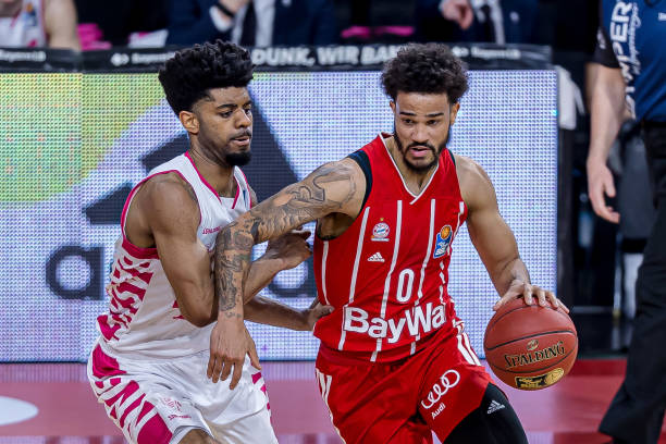 很多年轻球 很多年轻球