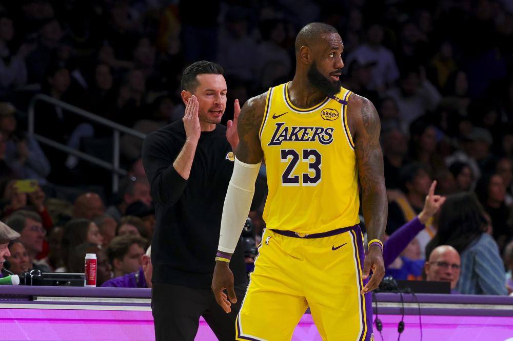 次成为焦点 次成为焦点