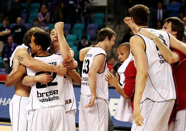 的策略和持 的策略和持